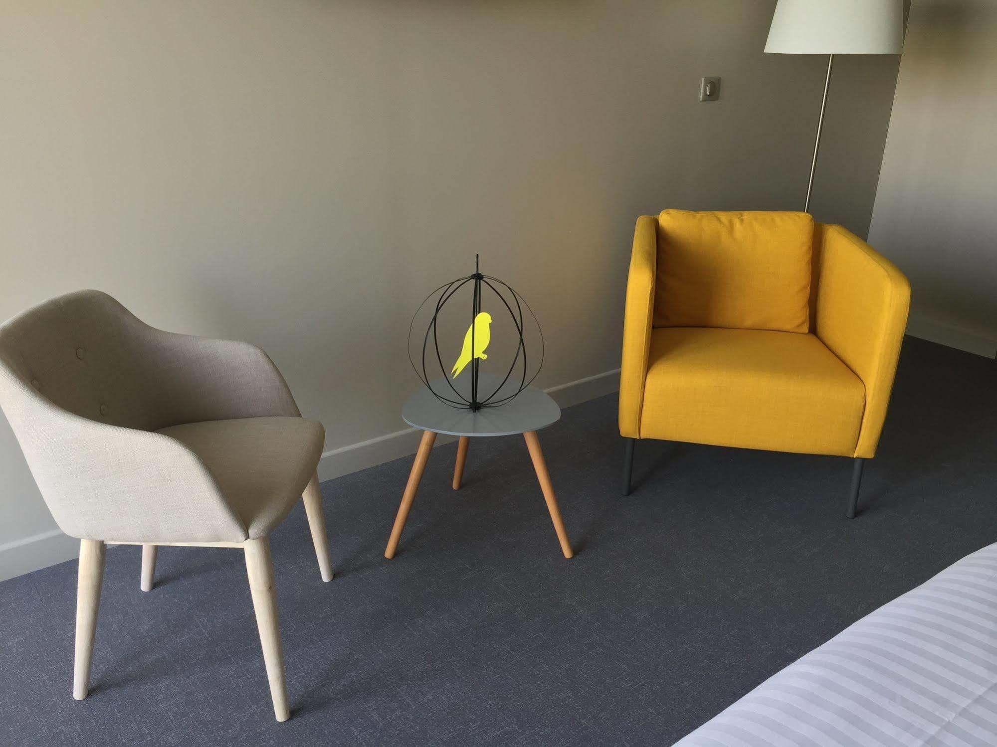 Dans Les Vignes Hotel Chamery Екстериор снимка